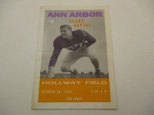 Vintage 1962 High School Football Program Michigan Ann Arbor v Grand Rapids - Picture 1 of 4