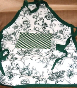 TABLIER MOTIF TOILE DE JOUY VERT A GRANDE POCHE *** - Picture 1 of 3