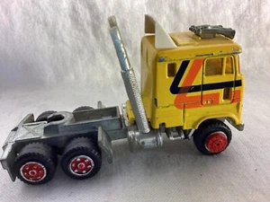 MAJORETTE LOW LOADER FORD - 1:87 SCALE SIZE - VINTAGE - MADE IN FRANCE SEMI CAB - Picture 1 of 6