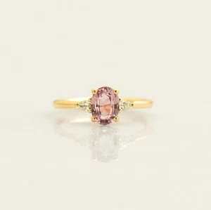 Three Stone 1.01CT Pink & White Cut Lab-Grown Diamond Solid 10K Yellow Gold Ring - Picture 1 of 8