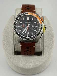 Reloj Bulova Racer Cronógrafo Esfera Negra Cuero Marrón 98B427 Nuevo En Caja - Imagen 1 de 7