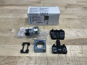 Siemens 3SB3647-0AA41 22mm pulsante verde illuminato unità completa nuovo - Foto 1 di 12