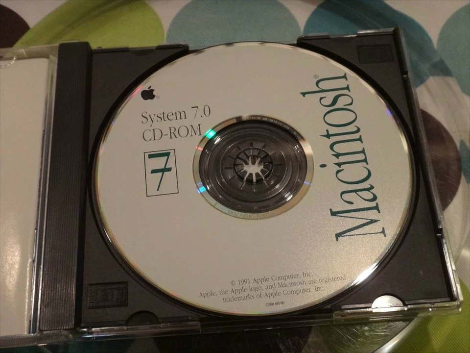 Apple System 7.0 Legacy Full Install CD-ROM Vintage Macintosh 1991 Collectible - Image 1 of 1