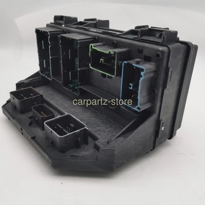 For 2010 Dodge Grand Caravan Journey TIPM Power Module Relay Fuse Box 04692299AH Foto 1 de 4