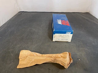 TRW Engine Intake Valves - RV34440 - (SET OF 4) - Fits Renault R16 TS - Image 1 of 3