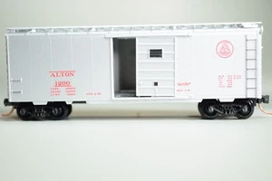 5008 N Scale Micro-Trains 40' BOX CAR ALTON RR - Picture 1 of 12