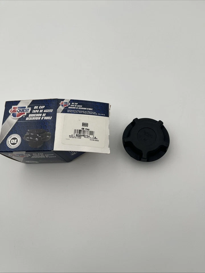 Tapa de llenado de aceite de motor CARQUEST 10080 para Toyota RAV4 10-11 3,5 L-V6 Foto 1 de 4