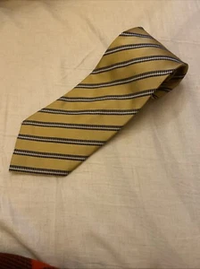 Martin Wong Screenplay Mens Handmade 100% Silk Tie 60"Lx3.75"W Gold/Dark Blue - Picture 1 of 6