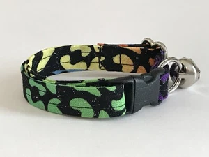 GLITTERY COLORFUL ANIMAL PRINT ADJUSTABLE BREAKAWAY CAT COLLAR - Picture 1 of 1