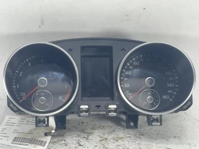 Medidor de velocímetro usado se adapta a: Volkswagen Golf Cluster 2013 base gasolina Foto 1 de 4