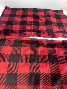 Lote de 2 fundas de almohada de viaje My Mink Obsession a cuadros rojos y negros - Imagen 1 de 4