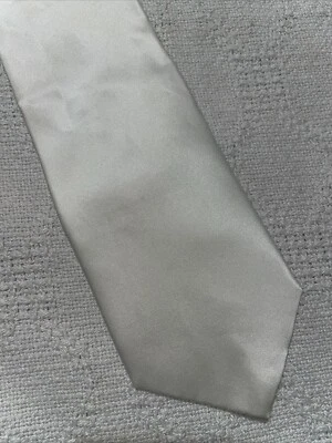 Corbata de vestir Haspel para hombre talla 58” marfil seda negocios formal ciudad Foto 1 de 4