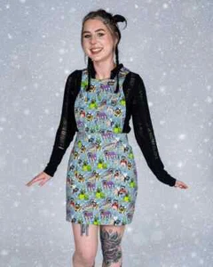 Womens Run & Fly Pug Bugs Stretch Pinafore Dress Kawaii Retro Indie Cute Dogs - Picture 1 of 6