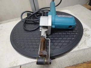Makita Bandschleifer 30mm 9031 Japan gebraucht geprüfte Arbeitsgeräte gut 100V getestet - Bild 1 von 5