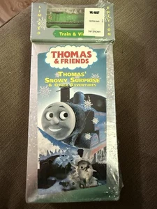 Thomas Friends - Thomas Snowy Surprise (VHS, 2003) With Train Toy Sealed - Picture 1 of 3