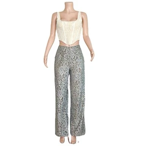 $165 NWT HOUSE OF CB Mara Metallic Floral Lace Pants, Silver, Medium - Picture 1 of 6