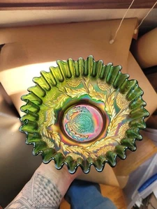 Nice Fenton Green Carnival Glass Ten Mums Pattern CRE Edge Bowl - Picture 1 of 21