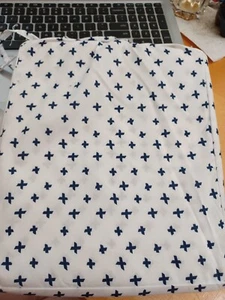 Room Essentials Twin Flat Sheet and Pillowcase white w/ blue x's - Picture 1 of 1