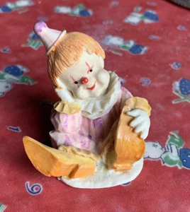 Vintage Hand Painted Resin Small Clown Figurine 2 1/2” tall Beautifully Painted - Picture 1 of 6