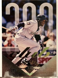 ⚾️ INSERTS ⚾️ 1995 LEAF 300 CLUB - TONY GWYNN (San Diego Padres, #13 of 18) NM