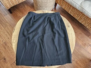 Austin Reed London New York Lined  Pencil Skirt Women's 20P Black 100% Wool NWT - Picture 1 of 10