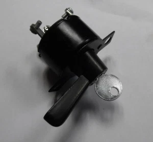 IGNITION & LIGHT SWITCH . COMPATIBLE WITH: FORDSON: MAJOR'S & DEXTA'S - Picture 1 of 2