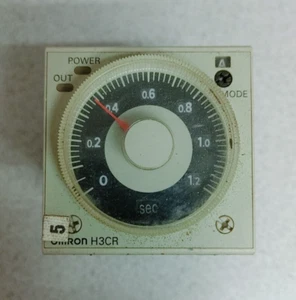 OMRON H3CR-A8 SOURCE 100-240VAC 100-125VDC CONTACT 5A 250VAC 30VDC 1.2 SEC TIMER - Picture 1 of 2