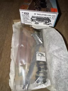 KADEE 102 Ho 42' Skeleton Log Car w/Logs Kit New - Picture 1 of 5