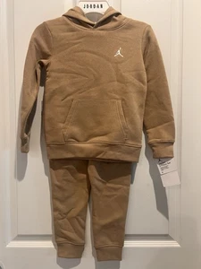 New Jordan 2-pc Set Size 4 Sweatshirt & Matching jogger - Picture 1 of 4