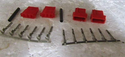 Federal Signal Ricochet Connector Kit 413124 (2) AMP Recpt.  (2) AMP Plug's READ - Image 1 of 4