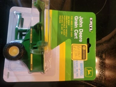 Ertl John Deere 500 Grain Cart Auger Hitches to any 1/64 Scale Tractor #5565 - Image 1 of 3