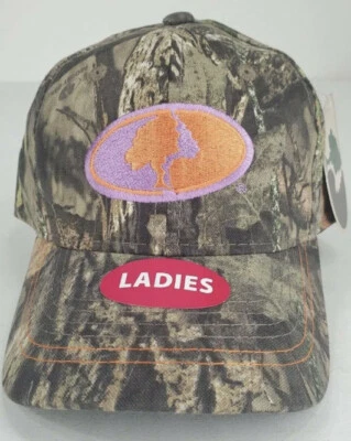 Lady's Mossy Oak Camo with pink Hat Baseball Cap Hunting Adjustable NEW! - Image 1 of 4