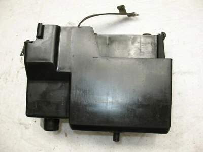 Yamaha XJ700 1985 Maxim X soporte de caja de batería + buenas correas - buena almohadilla inferior Foto 1 de 4