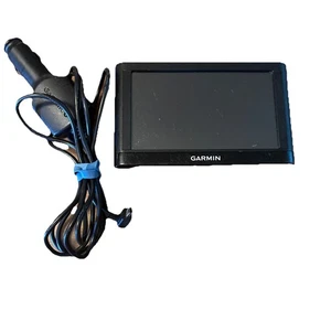 Garmin 145-01615-10 GPS Navigationssystem Bundle mit Kabel und Halterung - Bild 1 von 11