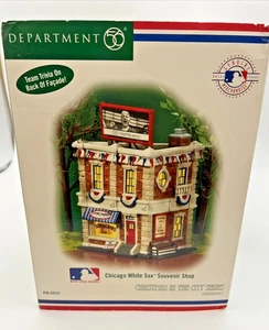 Tienda de recuerdos Dept 56 Christmas in the City Chicago White Sox #59231 LEER tal cual - Imagen 1 de 13
