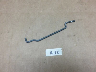 89 90 91 92 93 94  Nissan 240SX S13 PASSENGER EXTERIOR DOOR HANDLE LOCK ROD Foto 1 de 2