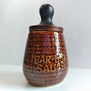 Vintage BBQ Soßenbehälter mit Gießpinsel Taiwan Ziegelmuster braun - Bild 1 von 15