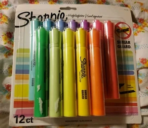 Sharpie Highlighter Chisel Tip Assorted Colors 12-count Smear-guard NIP - Picture 1 of 2