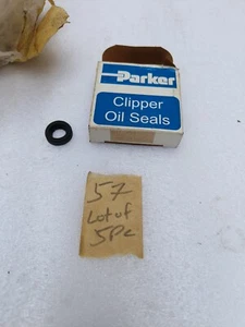 Parker Oil Seal 9117 H3L8 20TR07 (LOT OF 5PC) - Picture 1 of 4