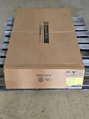 SQUARE D I-LINE HCM23642N 225AMP PANELBOARD INTERIOR WITH HCM64TSD DOOR AND TRIM - Image 1 of 4