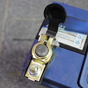 Battery Terminal Clamps Van Battery Negative+Positive Part Clamp Clips - Picture 1 of 9