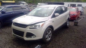 AC Compressor Fits 13-16 ESCAPE 1477943 - Picture 1 of 7