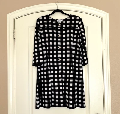 St. John Collection Black & White Checkered Pleated Back Duster Jacket Sz 16 - Image 1 of 4
