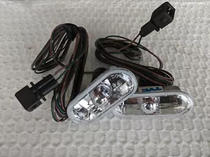 VW B4 Passat Fender Marker / Corner Light Set 1995 1996 1997 Crystal Clear - Picture 1 of 6