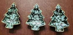 Set Of 3 Vintage Drip Glaze Christmas Tree Dishes Green Gold Trim Hand Painted - Picture 1 of 7