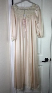 De Colección Miss Elaine Largo Años 70 Ropa de Noche Bata Melocotón Encaje M Hecho en Unión EE. UU. - Imagen 1 de 13