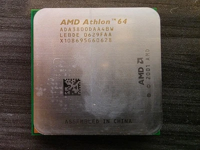 AMD Athlon 64 3800+ ADA3800DAA4BW 2,4 GHz Socket 939 CPU Foto 1 de 2