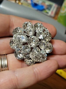 STUNNING RHINESTONE CRYSTALS WEISS SIGNED BROOCH - Picture 1 of 11