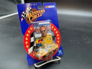 Ken Schrader #36 M&M's Pontiac Grand Prix 1:64 w/Card Winners Circle 2000 - Picture 1 of 4