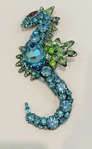 MOANS COURTURE LARGE FABULOUS AQUA RHINESTONE SEAHORSE BROOCH - Picture 1 of 5